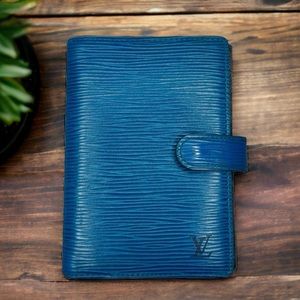 Authentic Louis Vuitton Ocean Blue Epi Leather Agenda PM Passport Holder